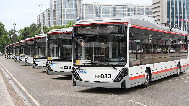 Новые троллейбусы с автономным ходом курсируют по Краснодару