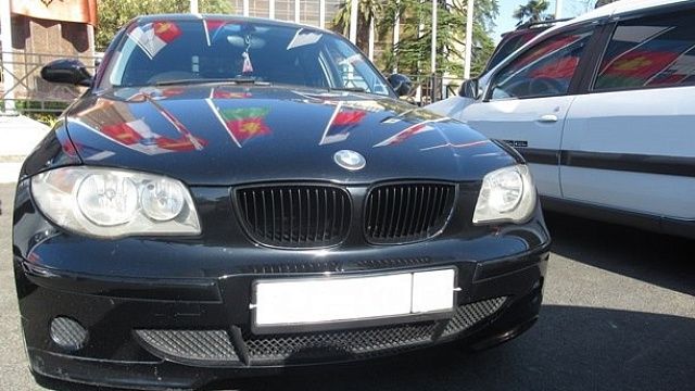 BMW с поддельными документами конфисковали таможенники в Сочи