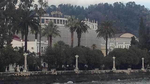 Запуск морского сообщения Сочи – Сухум обсудили в Абхазии