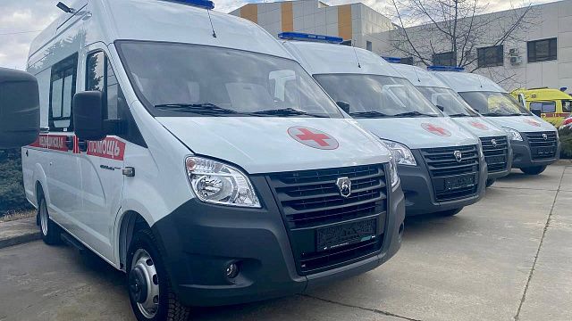 Служба скорой помощи Кубани получила 25 новых машин 