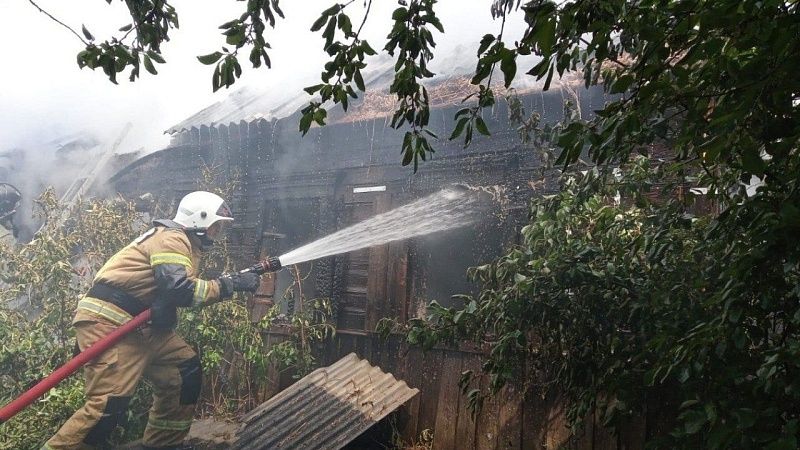 Мужчина погиб при пожаре в Выселковском районе