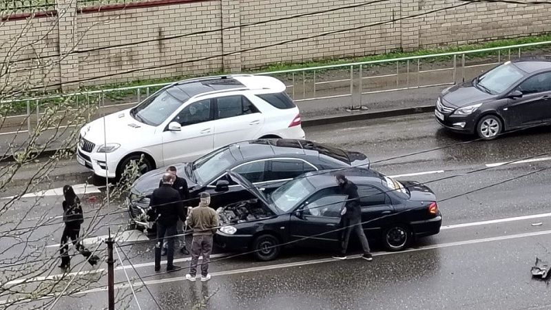 Массовое ДТП произошло в Краснодаре 12 апреля