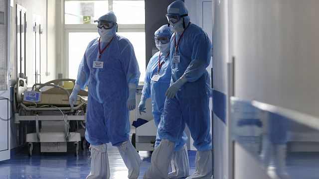 В Краснодаре коронавирус выявили еще у 90 человек. Фото: Геннадий Аносов