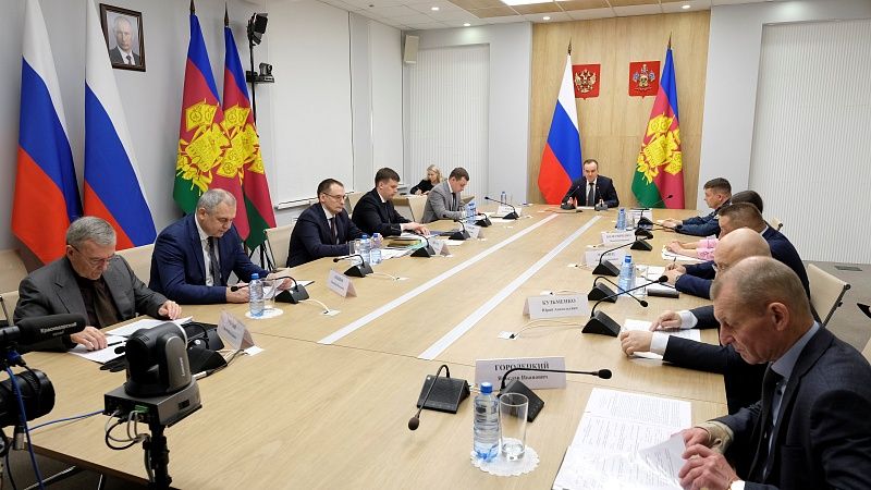 Кондратьев: около 400 км рек необходимо расчистить к паводкам на Кубани