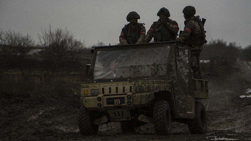 Врач Сячинова: с травмами ног прополз 10 км боец ВС РФ