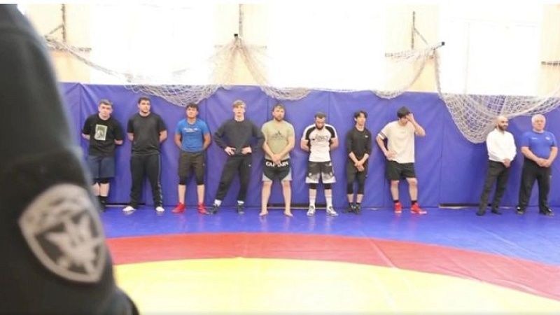 Силовики совершили рейд по бойцовским клубам Петербурга