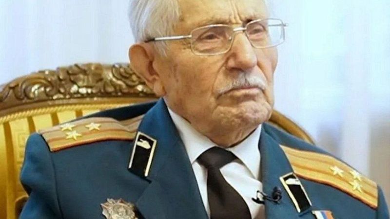 Ветерана из Новороссийска со 103-летием поздравил губернатор Кубани