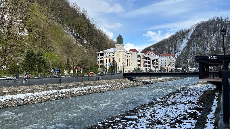 Порядка 570 тысяч туристов за зимний сезон посетили курорт «Роза Хутор» в Сочи