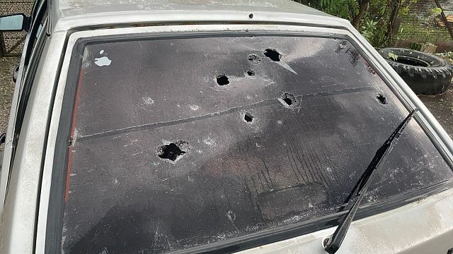 В Апшеронском районе крупный град побил стекла автомобилей
