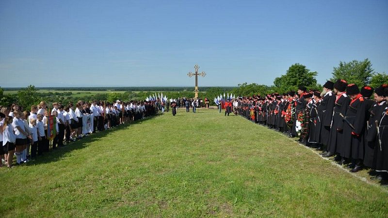 Мемориал жертвам политических репрессий открыли в Лабинске   