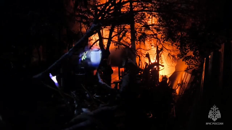 Частный дом сгорел в Сочи