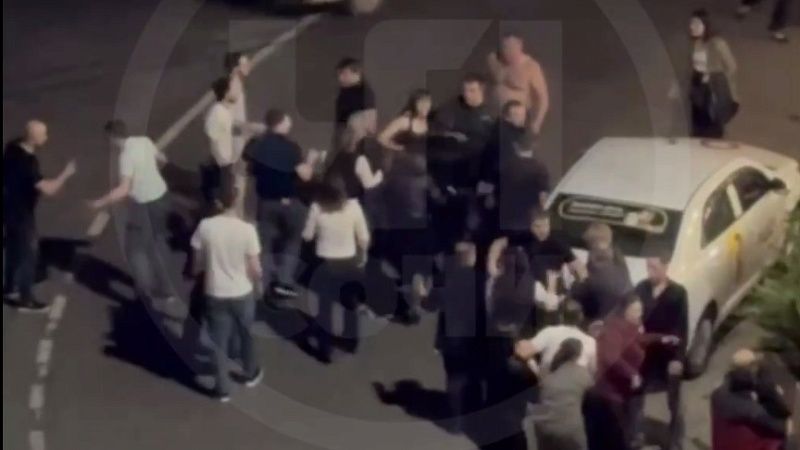 Массовая драка между гостями ресторана произошла в центре Сочи
