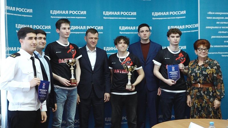 Глава Краснодара наградил местных киберспортсменов