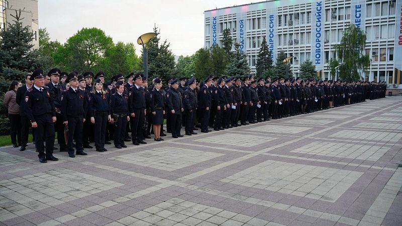 Мэр Кравченко объявил о готовности №1 всех служб к параду в Новороссийске 