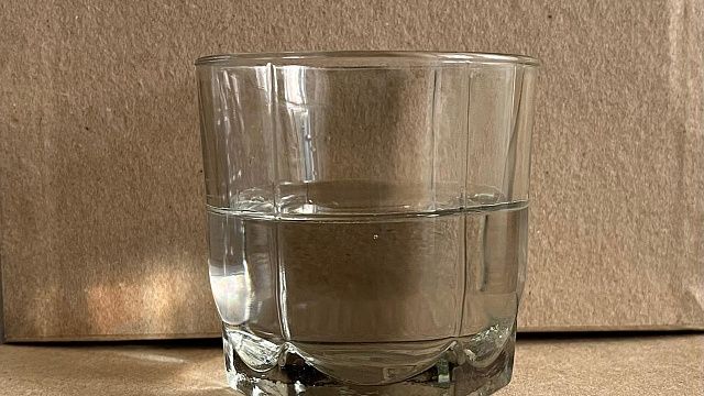 Всего 100 граммов водки могут спасти жизнь при отравлении метанолом