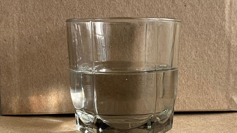 Всего 100 граммов водки могут спасти жизнь при отравлении метанолом