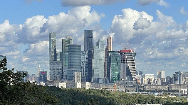 Ночью беспилотник во второй раз за 3 дня прилетел в одну из башен «Москва-Сити»
