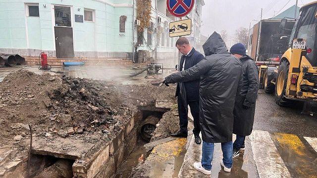 Глава Краснодара прибыл на место аварии, оставившей без тепла 7 тысяч горожан