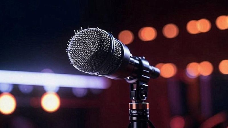 Бузова призвала остановить травлю Крида из-за поцелуя с танцовщицей 