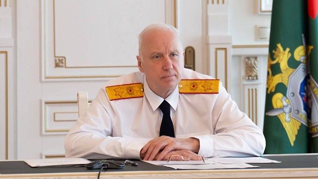 Бастрыкин потребовал доклад о расследовании избиения главы Каменского района