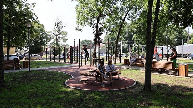 Бургасский сквер открыли ко Дню России в Краснодаре