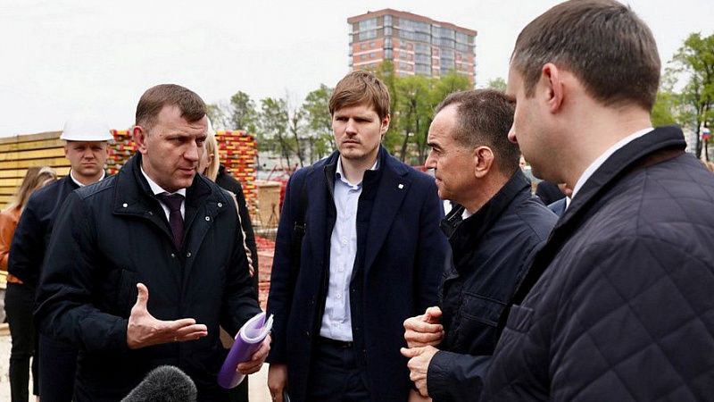 Вениамин Кондратьев и Евгений Наумов проинспектировали стройплощадки краснодарских школ
