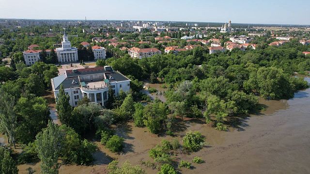 Каховская ГЭС: что известно к этому часу 