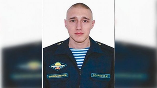 Российский военнослужащий во время боя взял в плен украинского националиста, который выдал ценную информацию
