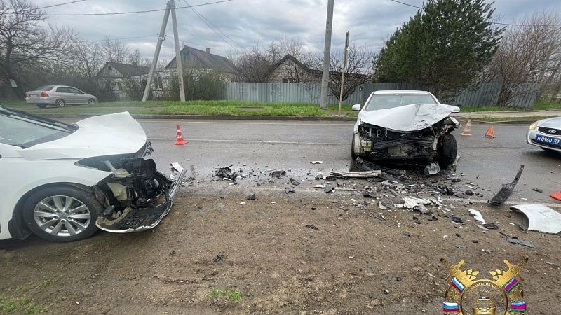 Автоледи выехала на встречную полосу и погибла в ДТП в Динском районе