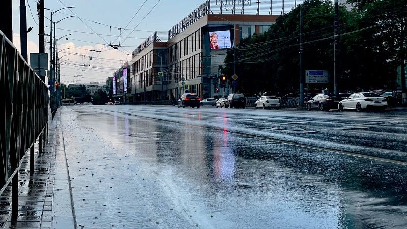 «Похож на обман»: водителей предупредили о тумане на дорогах Кубани