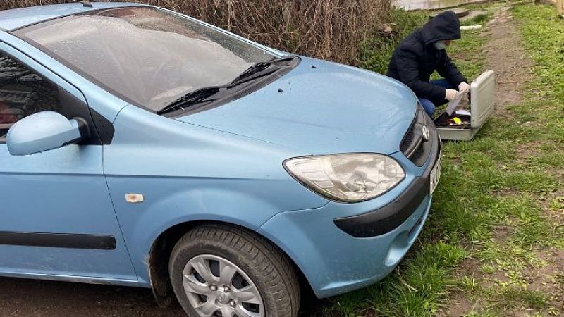 В Краснодаре двое мужчин «охотились» за чужими иномарками, взламывали и перепродавали их 