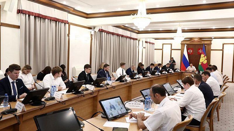 Губернатор Краснодарского края раскритиковал выполнение поручений по строительству соцобъектов