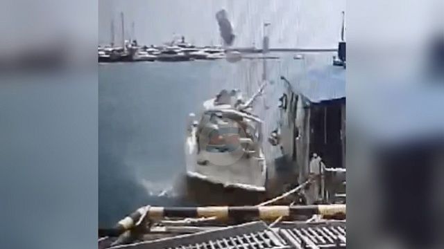Взрыв на борту катера произошёл в порту Сочи. Фото:t.me/Chpadlera