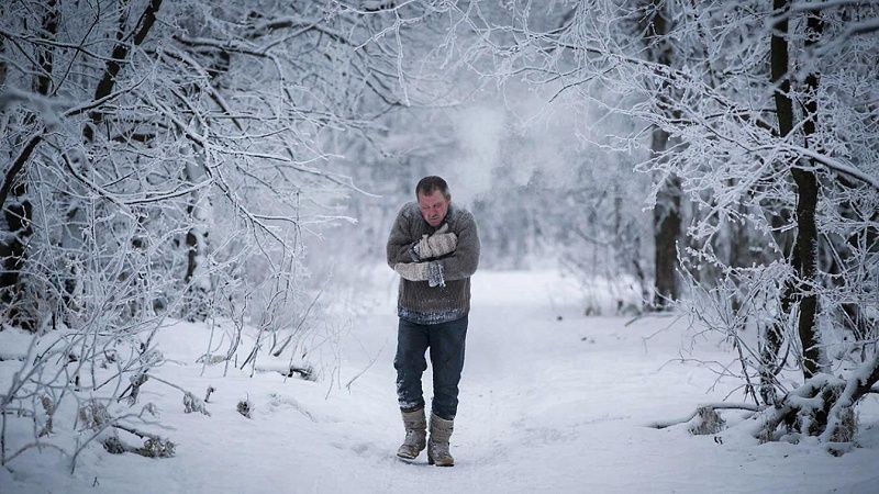 Врач Горячев рассказал, как избежать переохлаждения во время длительной прогулки