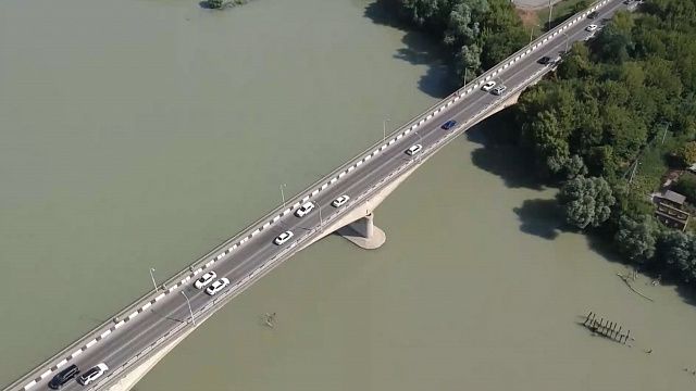 Яблоновский мост в Краснодаре и проект нового / Фото: телеканал «Краснодар»