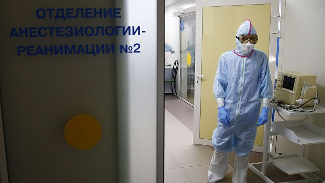 В России за сутки выявили максимум новых случаев коронавируса с 25 декабря, а в Госдуме снимают законопроект о QR-кодах