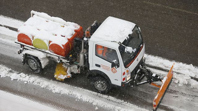 Служба Краснодара готовятся к снегопаду Фото: Телеканал «Краснодар»