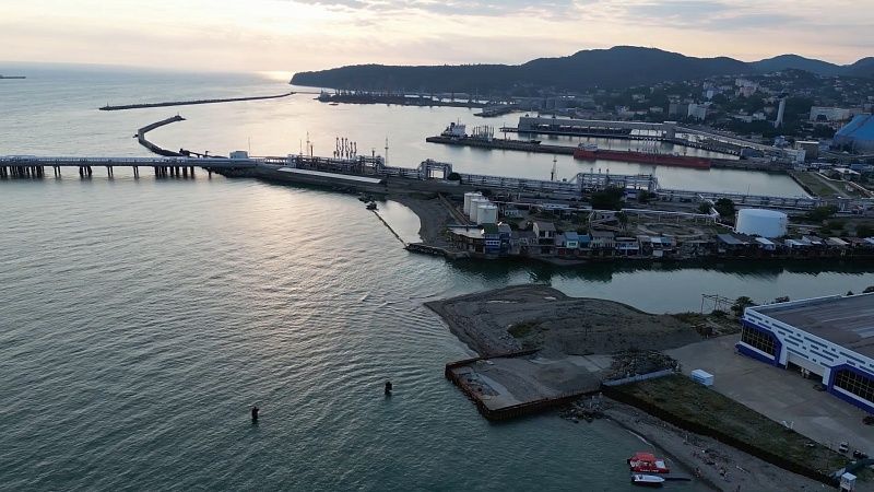 Евросоюз ввёл санкции против портов Мурманска и Туапсе 