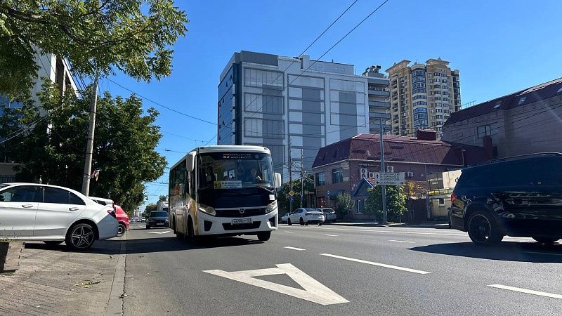 Выделенную полосу для общественного транспорта продлили на Северной в Краснодаре