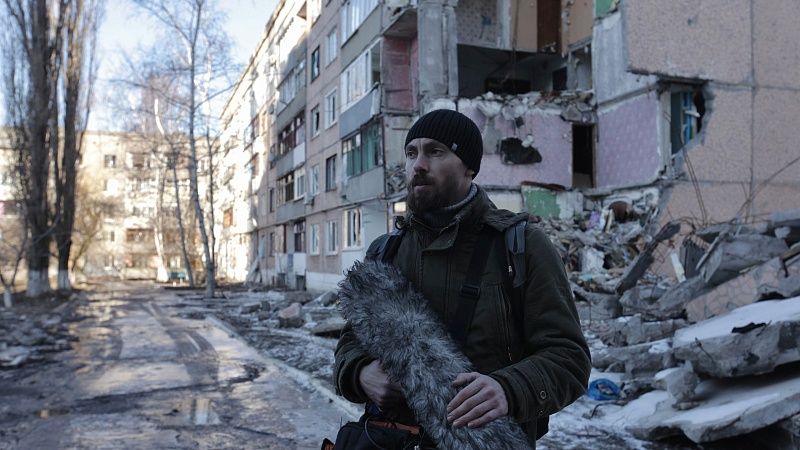 «Окопная правда» и документалистика СВО: эксклюзивное интервью с режиссёром Дмитрием Семибратовым