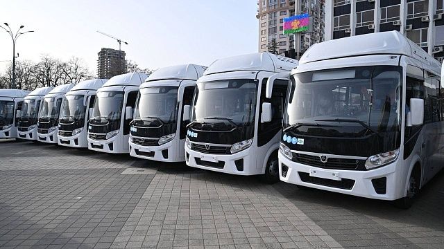 В Краснодаре на три маршрута общественного транспорта выйдут новые автобусы 