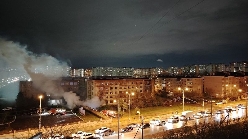 Квартира в пятиэтажке вспыхнула вечером 3 апреля в Краснодаре