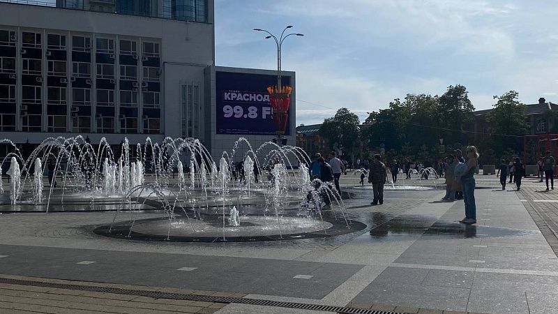 Об опасности и запрете купания в фонтанах рассказали в мэрии Краснодара