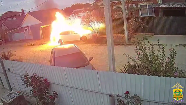 Подозреваемых в поджоге иномарки задержали полицейские в Северском районе