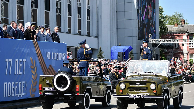 Более 32 тысяч человек стали участниками и зрителями торжественного прохождения войск в Краснодаре