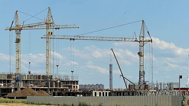 На летних каникулах в Краснодаре усилят контроль на строительных объектах