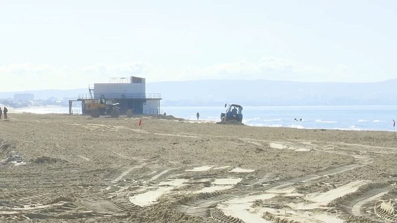 Тестовый участок пляжа длиной 1 км восстановили в Витязево