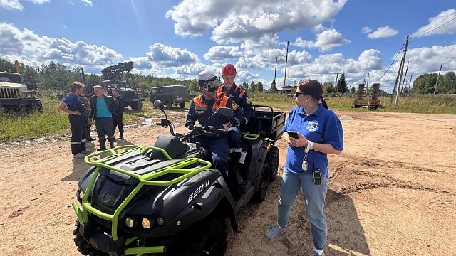 Мать с пятью детьми пропала более суток назад в лесу Ярославской области