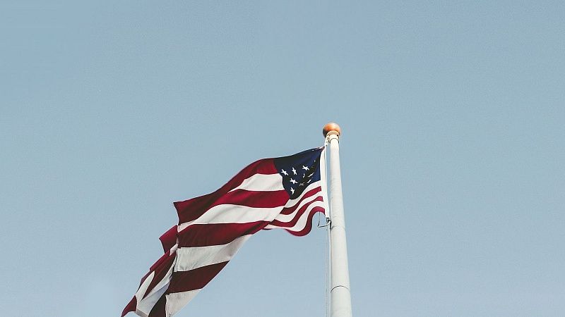 США намерены уничтожить свыше 60 тысяч тонн простаивающейся на складах гумпомощи