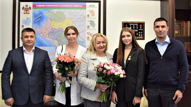 Гимнастка Алиса Тищенко получила медаль «За выдающийся вклад в развитие Краснодарского края»